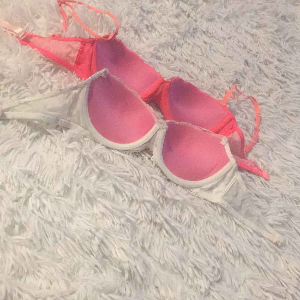 (2) Pink Bras 32 C - Picture 6 of 6